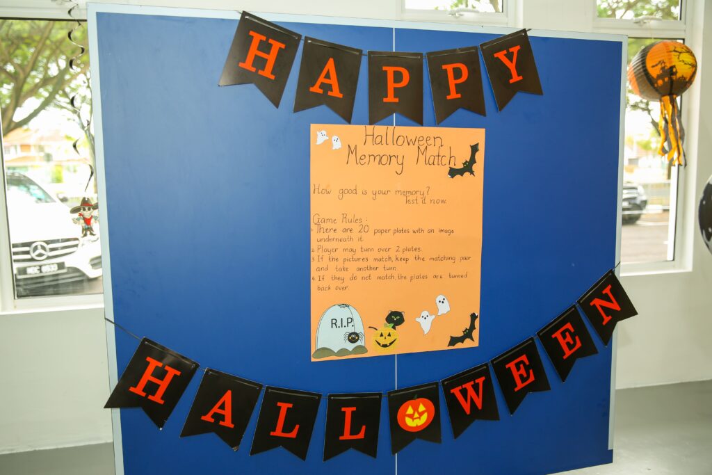 pism-school-info-board-halloween